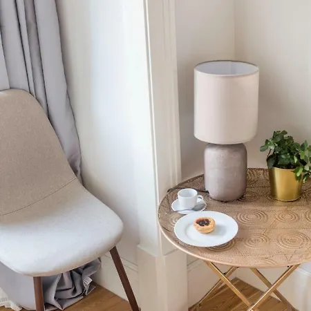 Cosy Marques De Pombal Apartment Lisbon