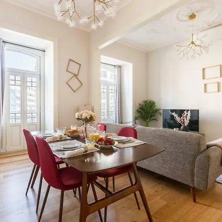 Cosy Marques De Pombal Apartment *